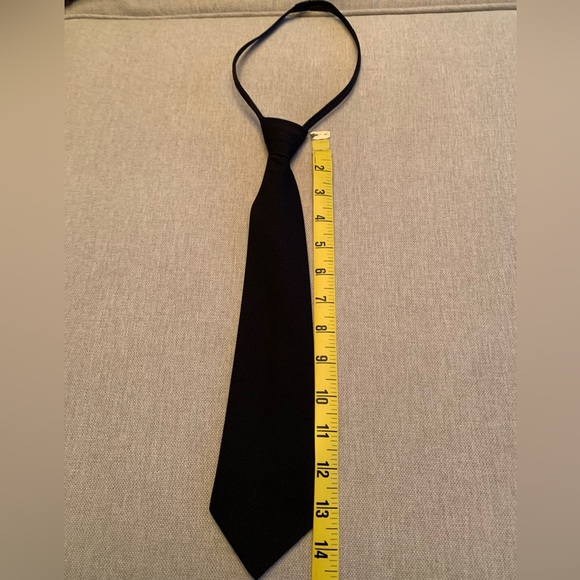 Classic Black Tuxedo Boys Size 20 Perfect for black tie event or music recital. - Picture 6 of 12
